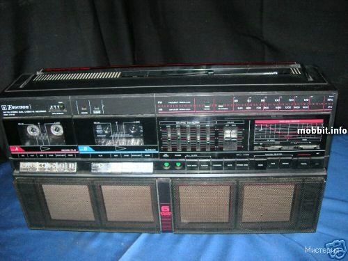 Подборка типичных кассетных магнитофонов 80-х. Поностальгируем? (16 фото)(Иностранные)